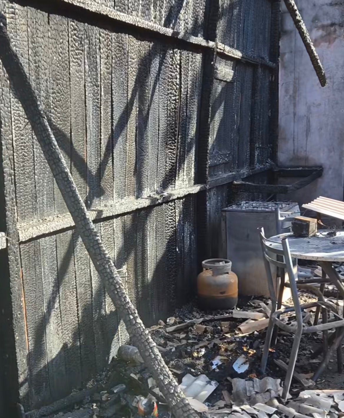 Familia perde tudo em incêndio e precisam de ajuda em RB