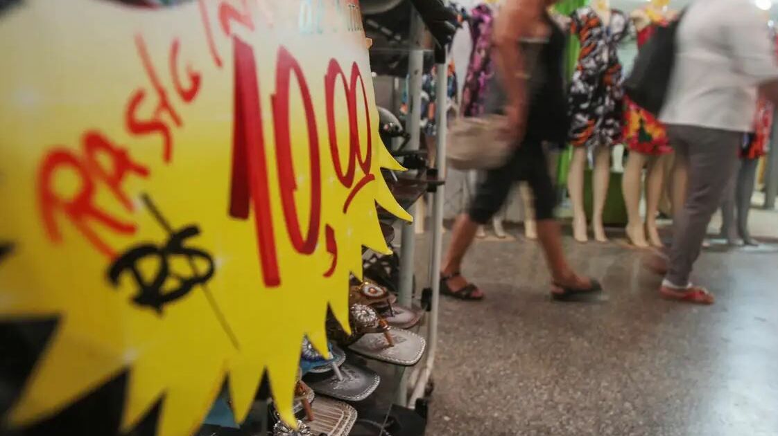 Mercado eleva previsão da inflação para 4,71% este ano