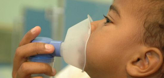 Casos graves de síndrome respiratória quase chegam a mil no Acre em 2026 e colocam saúde em alerta