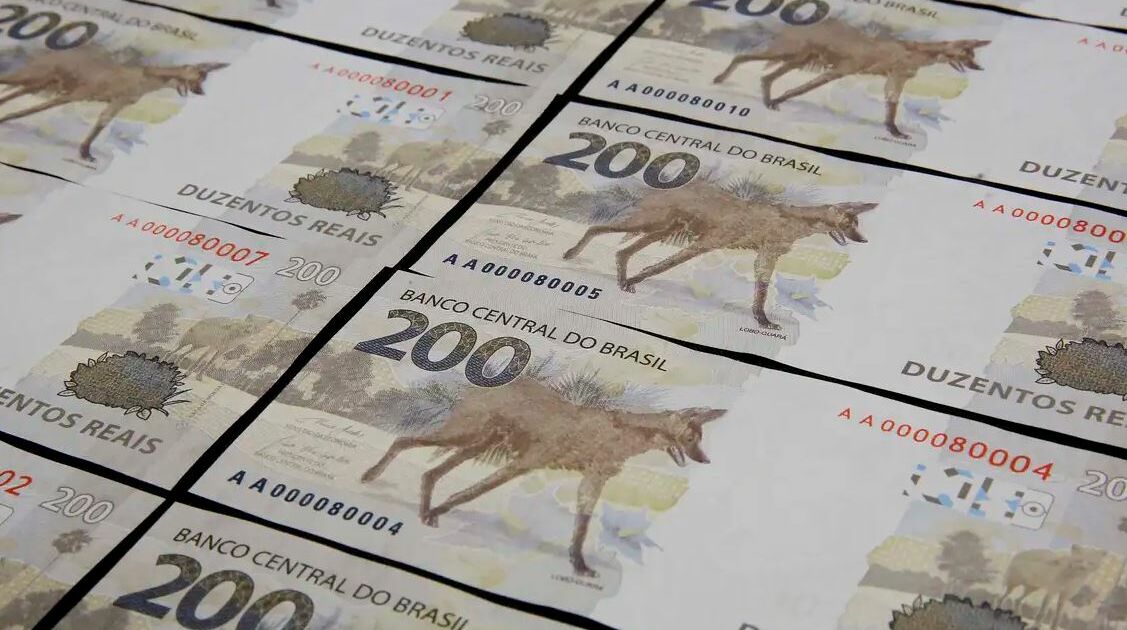 Prévia da carga tributária sobe para 32,4% do PIB em 2025
