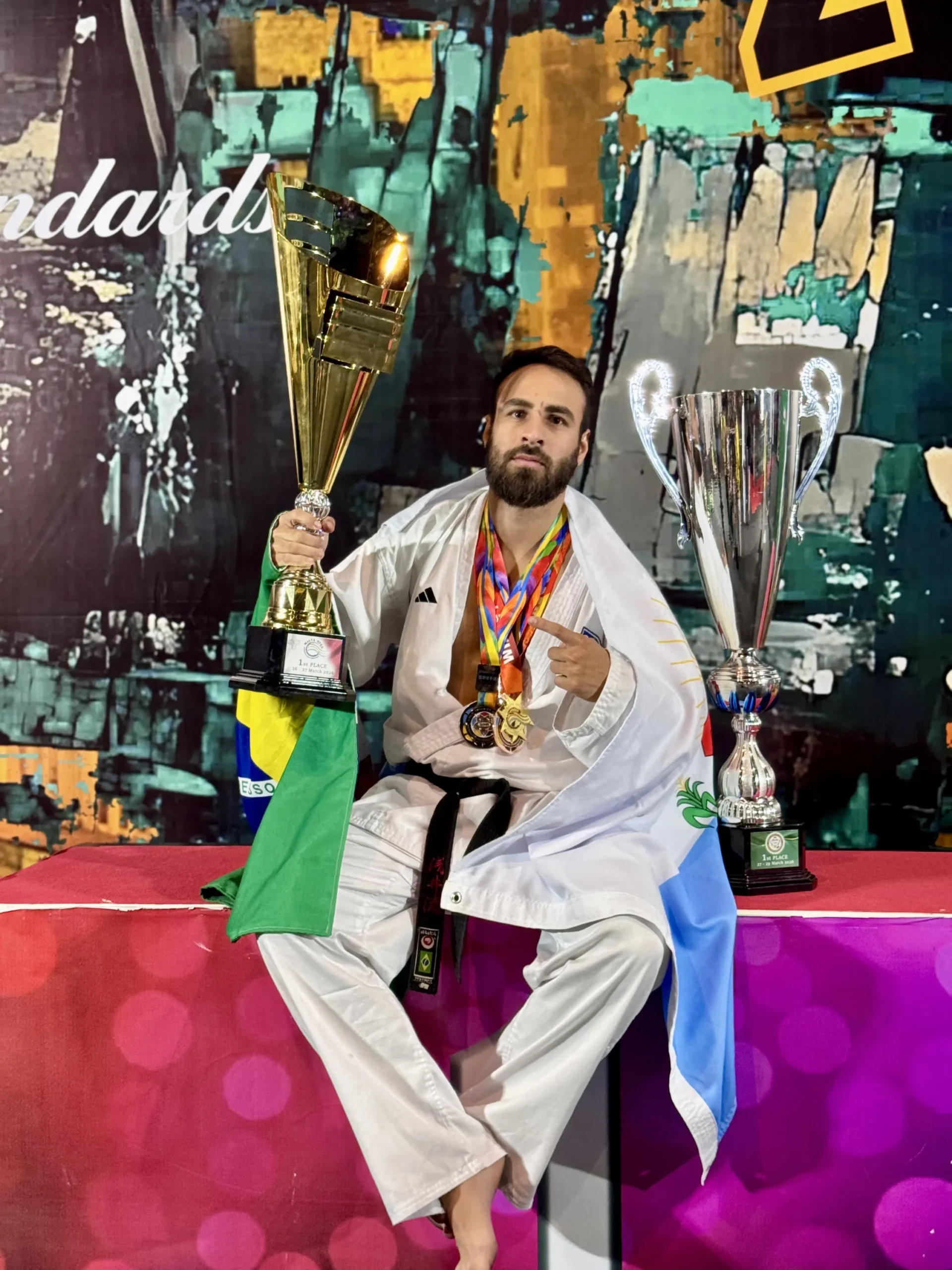 Goianos brilham e faturam medalhas em Mundial e Open de Karatê na Europa