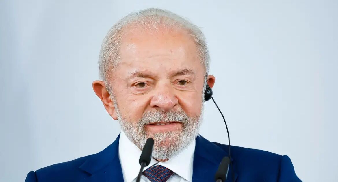 Lula chega à Alemanha para assinar parcerias comerciais e de inovação