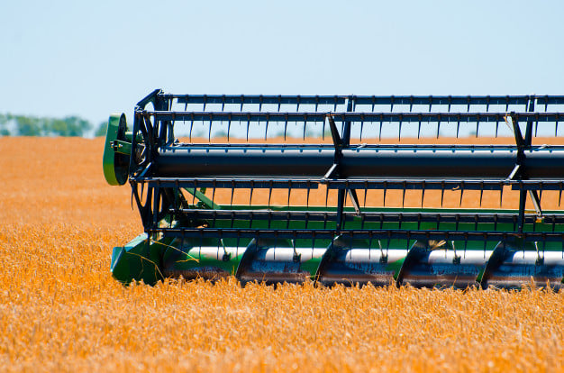 Vendas de máquinas agrícolas devem cair 8% em 2026, diz Abimaq