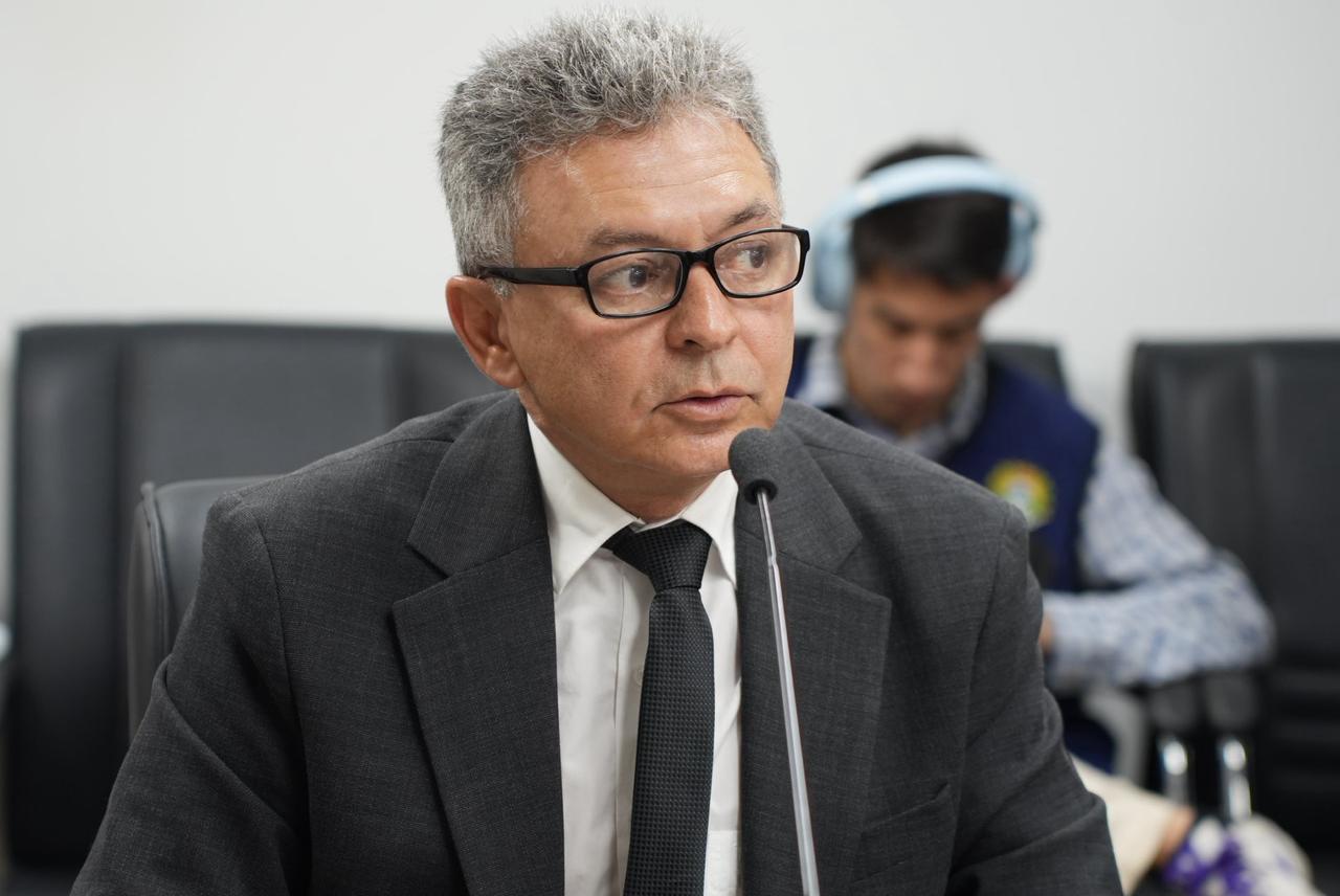 Oficial: Mailza nomeia Mário Sérgio como novo conselheiro do TCE