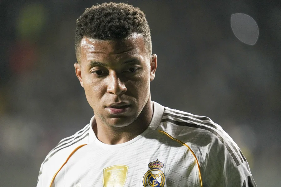 Real Madrid confirma lesão de Mbappé e pode estar fora