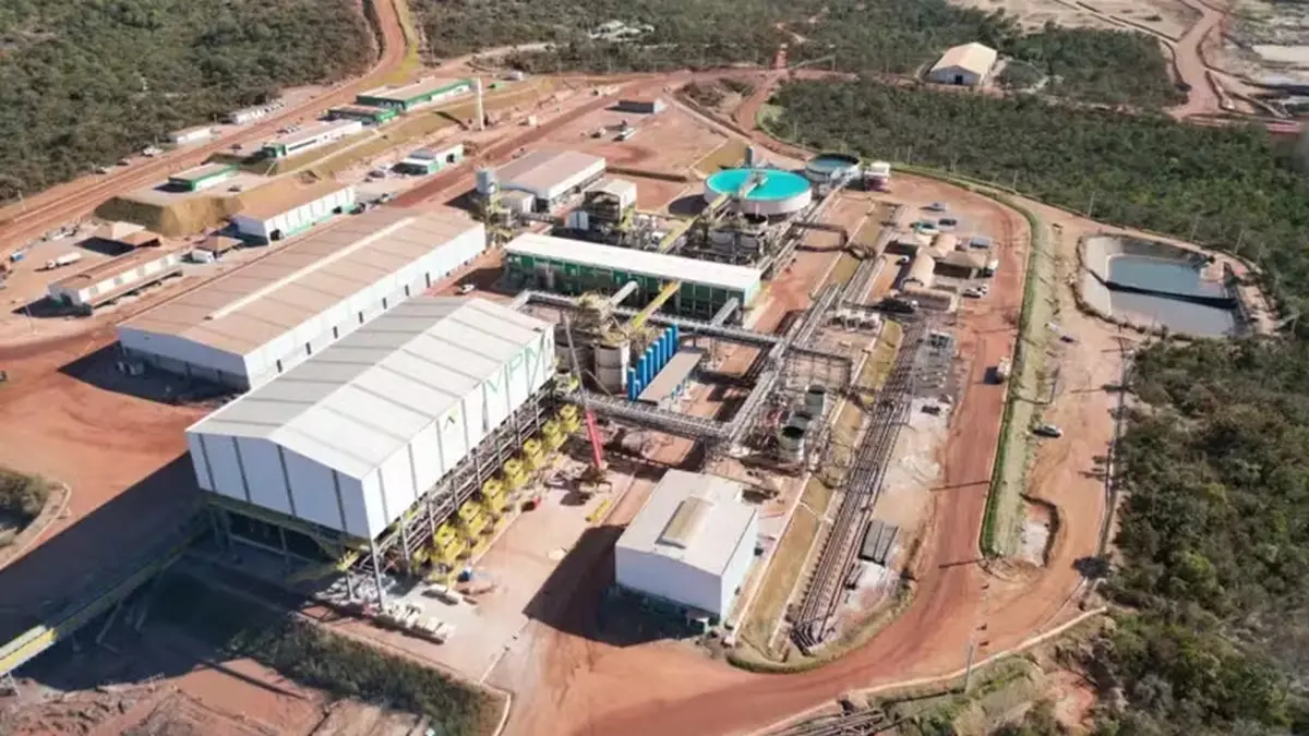 Deputados tentam anular venda de mineradora de terras-raras em Goiás para empresa dos EUA