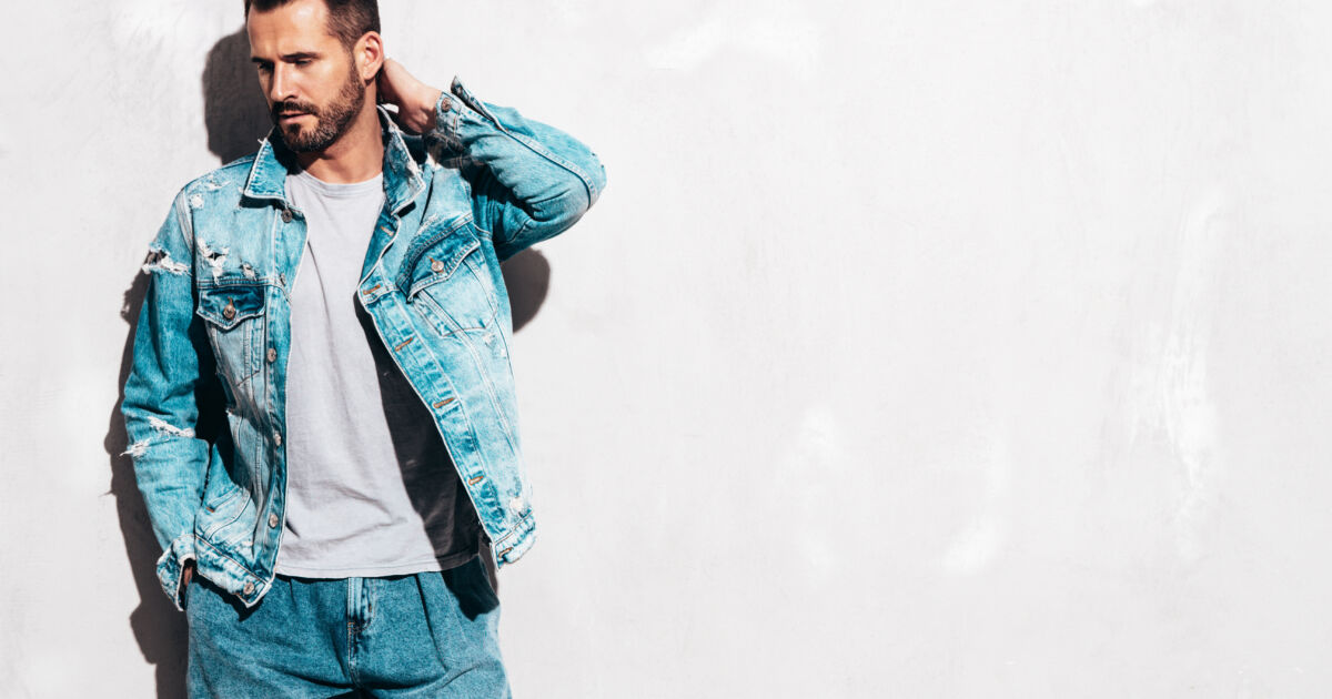 Peças de roupas icônicas que seguem na moda
