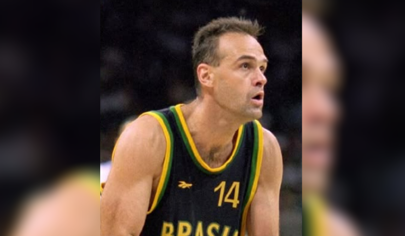 Oscar Schmidt recusou a NBA para seguir na Seleção brasileira