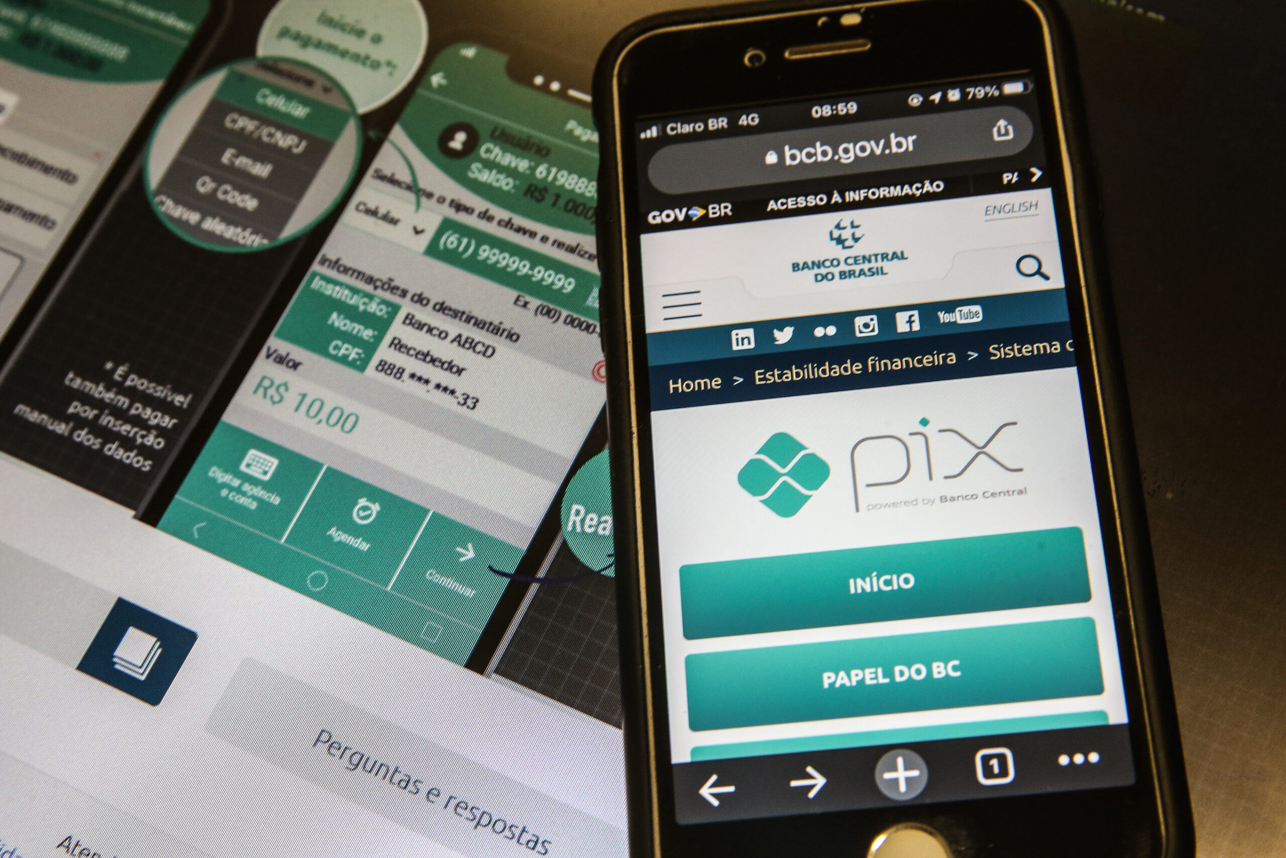 Fake: Receita não notifica por movimentação de Pix
