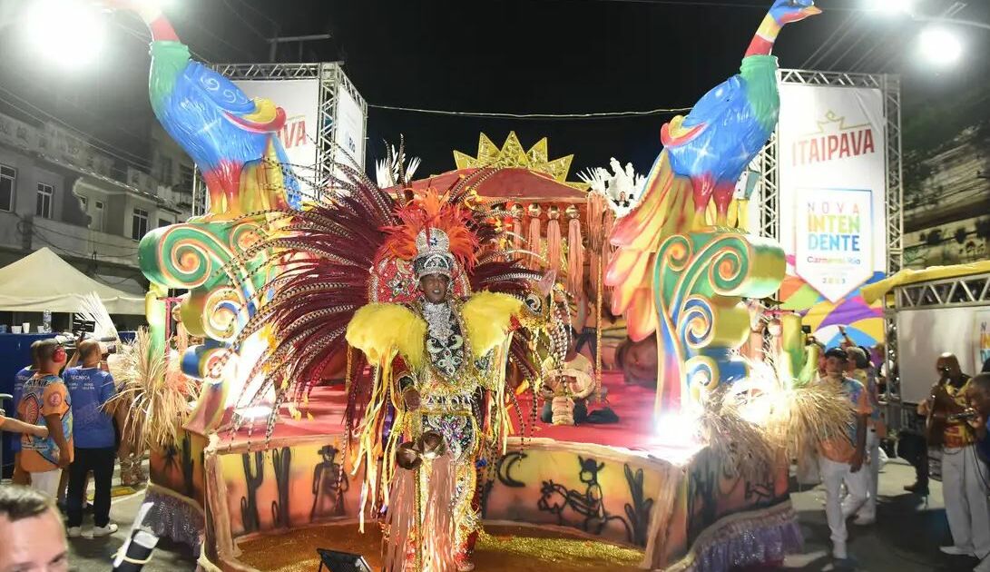 Carnaval do Rio divulga ordem de desfiles do Grupo Especial
