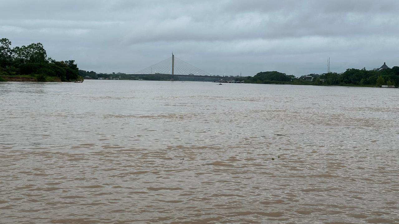Pela 5ª vez no ano, Rio Juruá volta a transbordar em Cruzeiro do Sul