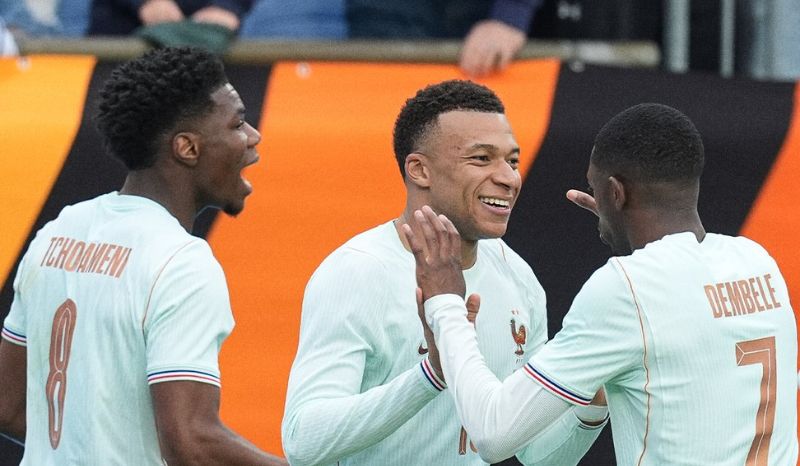 França assume liderança do ranking da Fifa; Brasil cai para 6ª posição