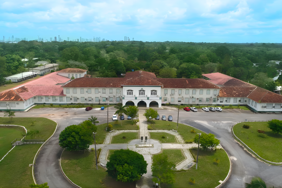 UFRA adia eleições mesmo com decisão judicial e enfrenta denúncias sobre contratos milionários e gestão