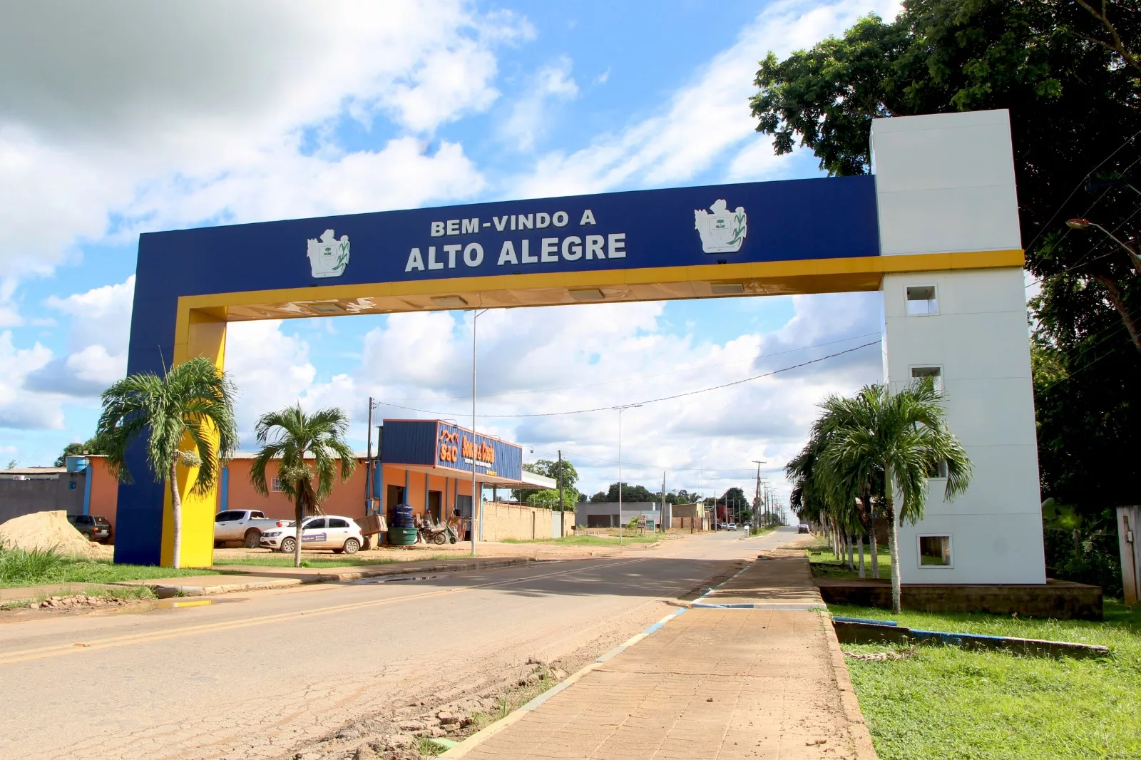 Transporte escolar em Alto Alegre é afetado após empresa apontar débitos; Prefeitura diz estar dentro do prazo