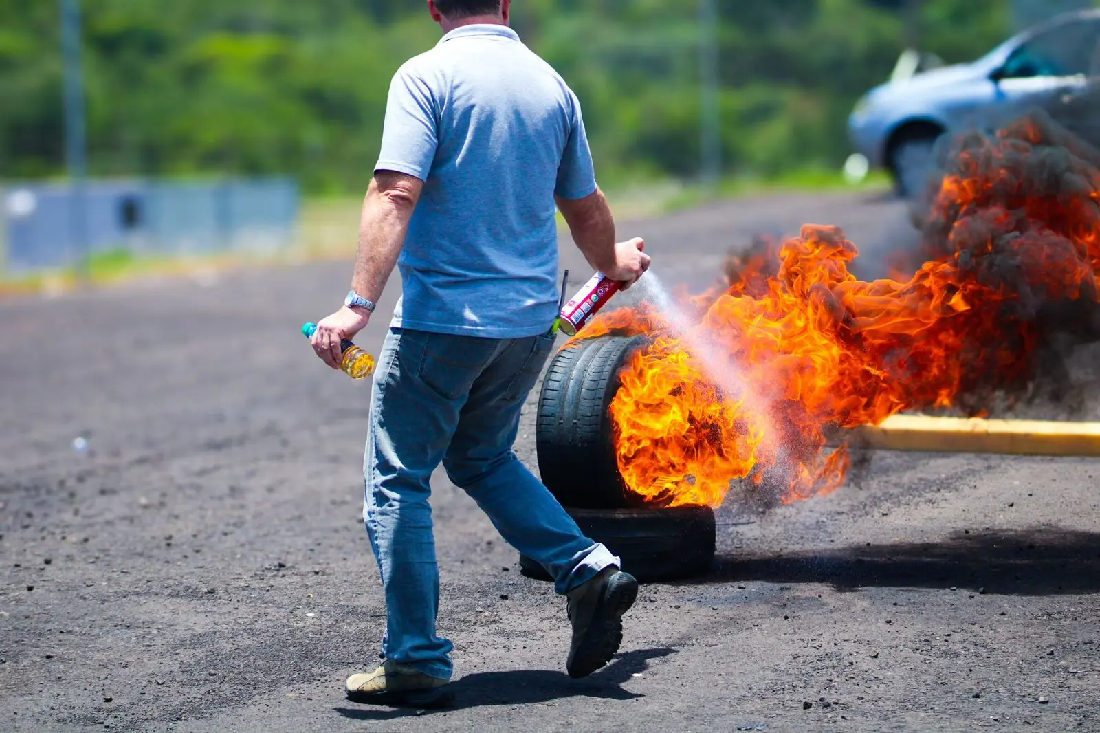 Extintor em spray propõe facilitar combate a incêndios domésticos