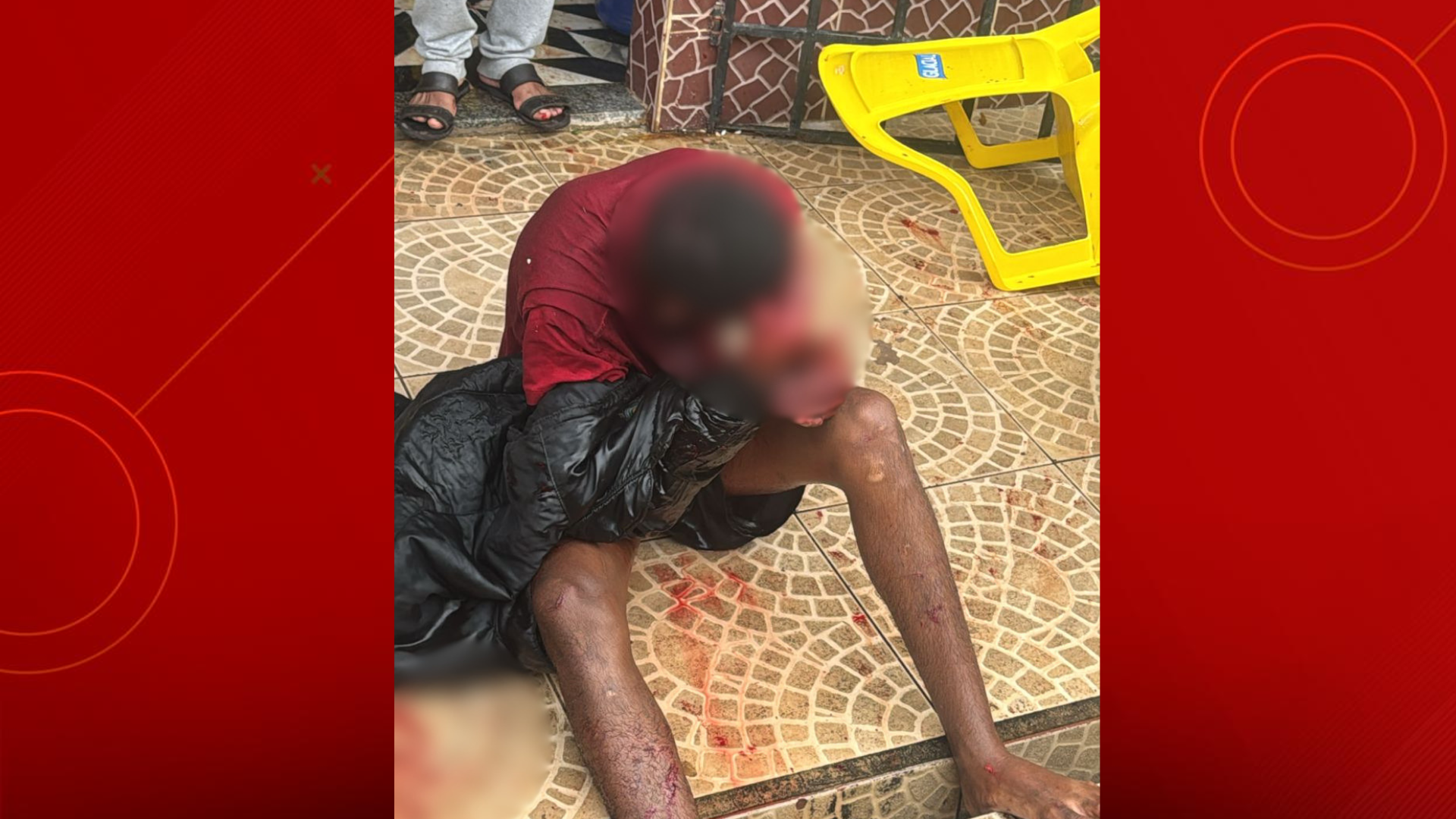 Homem é espancado pela população após ser suspeito de roubo em São Luís