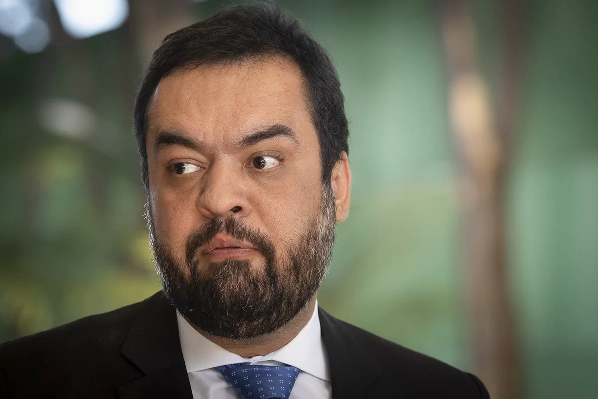 Ex-governador do Rio Cláudio Castro e dono da Refit são alvos da PF