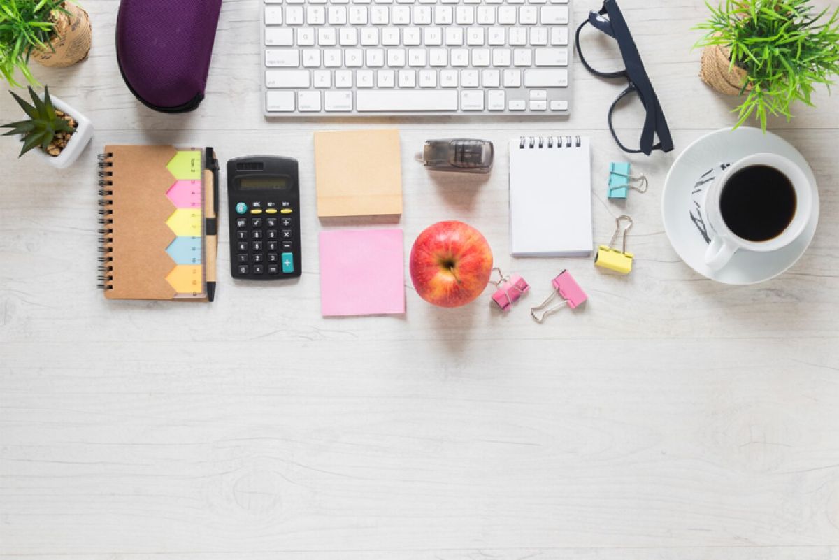Como deixar a mesa de trabalho mais organizada e funcional…