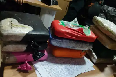 Fiscalização no rio Amazonas apreende mais de 11 quilos de drogas em embarcação no oeste do Pará