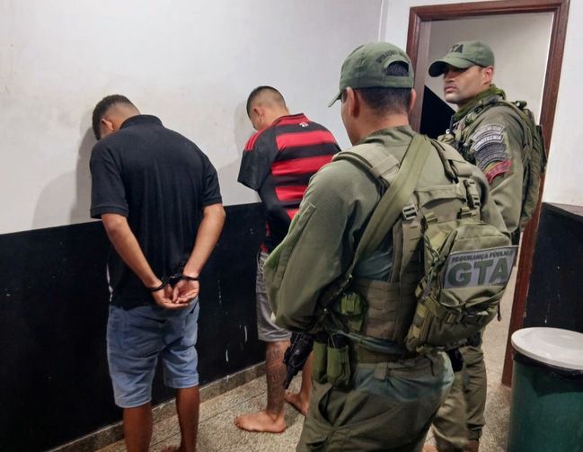 Ao estourar boca de fumo, polícia encontra arma que pode desvendar homicídio em Macapá – SelesNafes.com