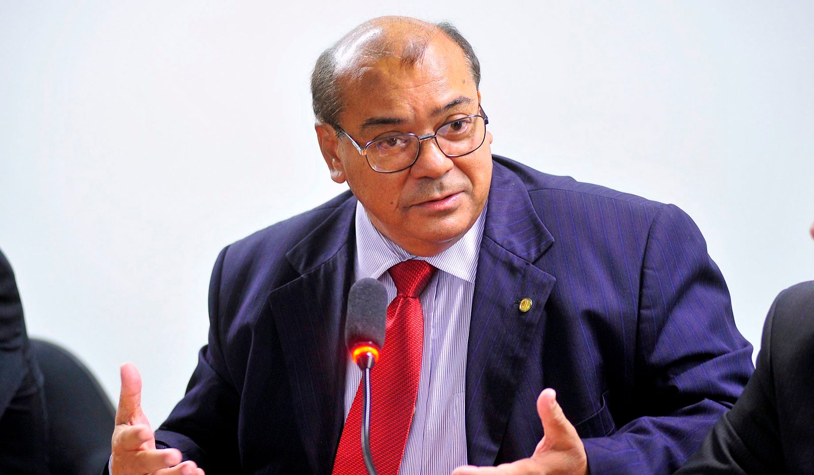 MPPA cumpre operação contra o presidente do Ideflor-Bio, Nilson Pinto, e na Câmara de Bragança