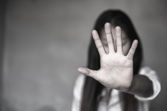 Adolescente de 16 anos é agredida a pauladas em Ribamar