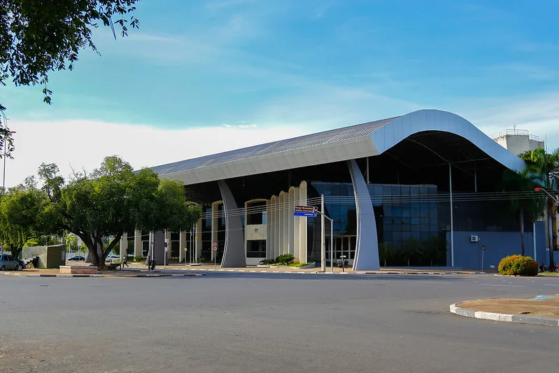 Prazo de inscrições para concurso da ALE com 226 vagas e salários de até R$ 39 mil encerra neste domingo (10)