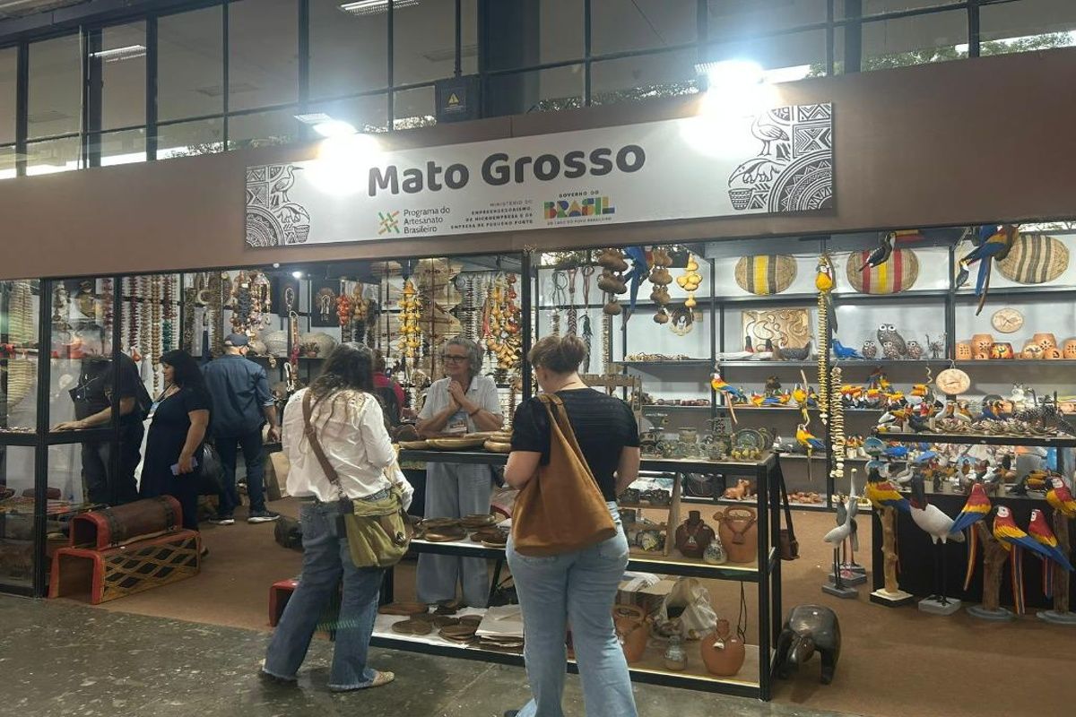 Artesanato indígena de MT movimenta R$ 68 mil na Bienal SP…