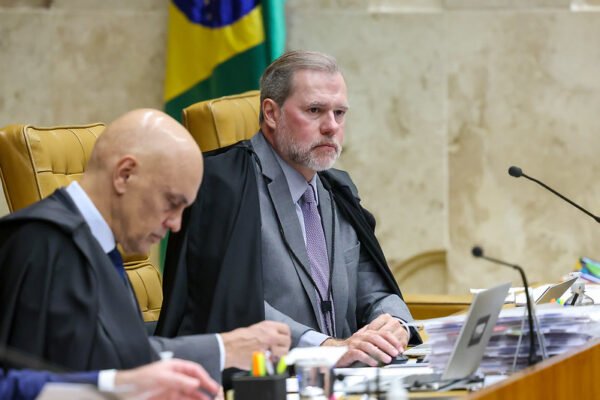 Dias Toffoli é eleito ministro efetivo do TSE após saída de Cármen Lúcia