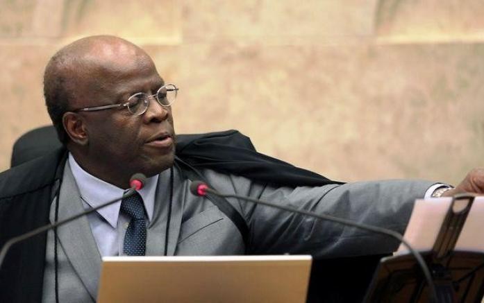 Ex-ministro do STF, Joaquim Barbosa entra na disputa pela Presidência em 2026