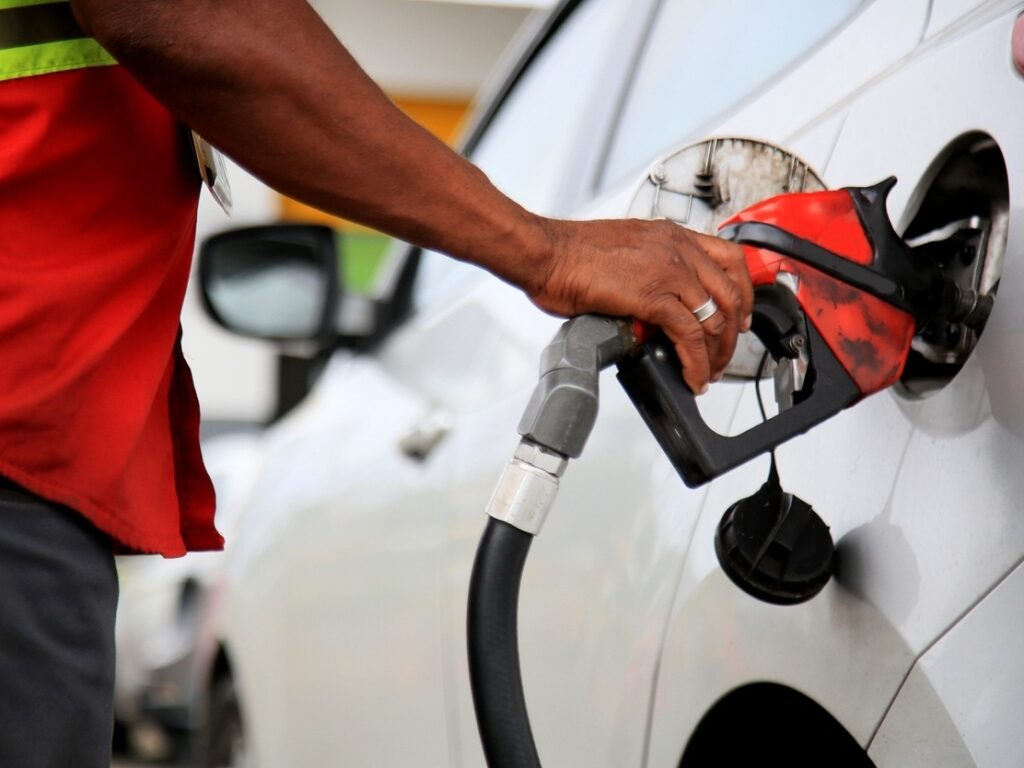 Flexibilização de estoques de gasolina e diesel é estendida até 30 de junho