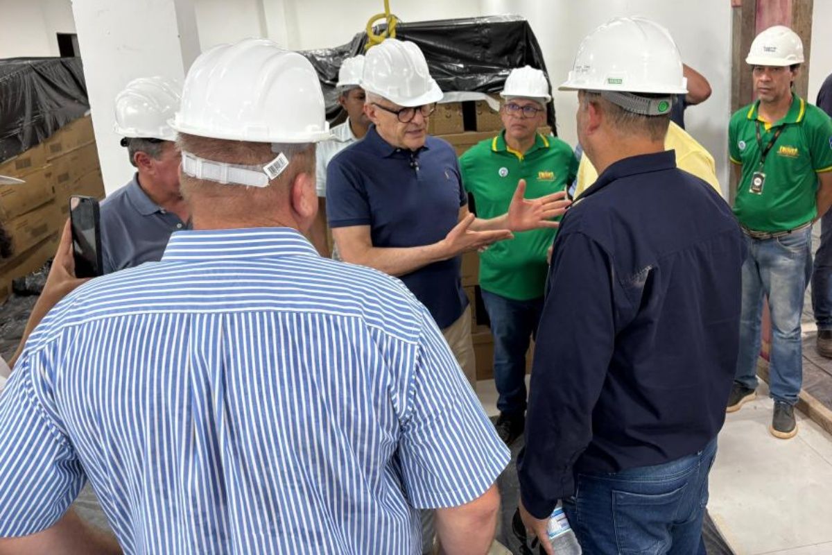 Governador vistoria obras do Hospital Regional de Confresa…