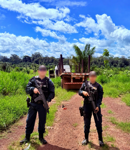 Caminhão com mandado de apreensão expedido no RS é localizado em área rural de Caracaraí após sete horas de buscas