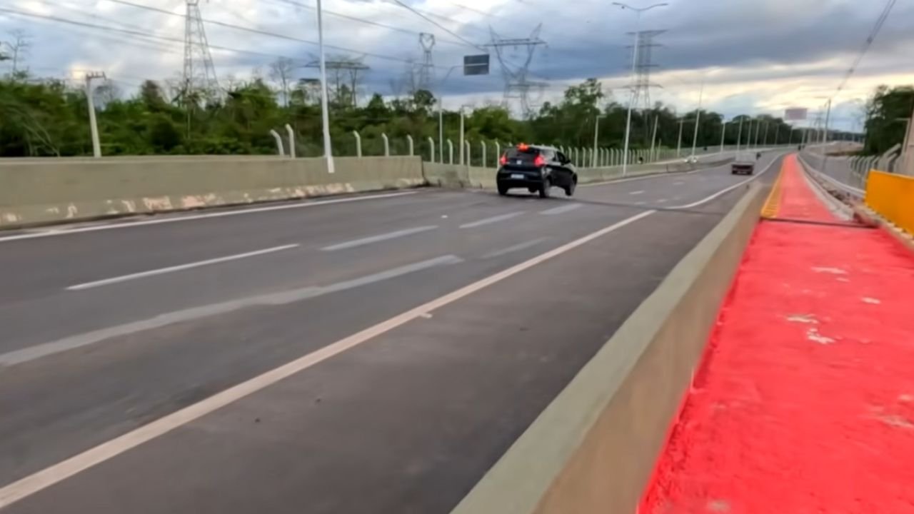 Desníveis na avenida Liberdade preocupam motoristas e motociclistas na Grande Belém