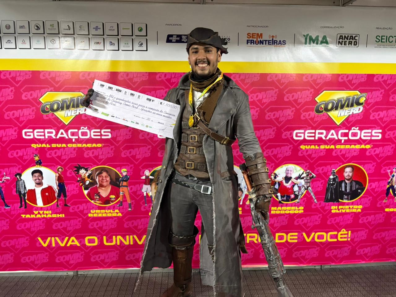 Concurso Nacional de Cosplay transforma palco da Comic Nerd em espetáculo