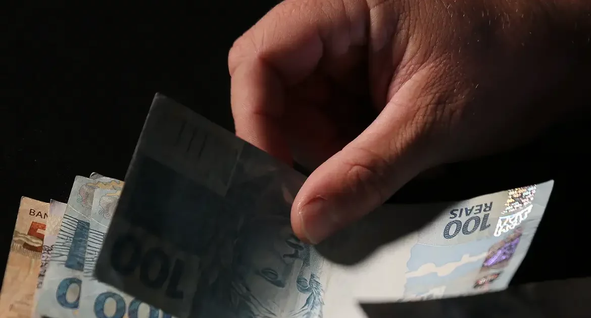 saiba como usar FGTS para pagar dívidas em atraso