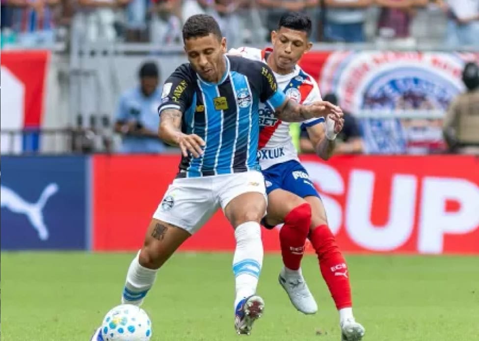 Bahia e Grêmio empatam em 1 a 1 na Fonte Nova; torcida protesta contra Ceni