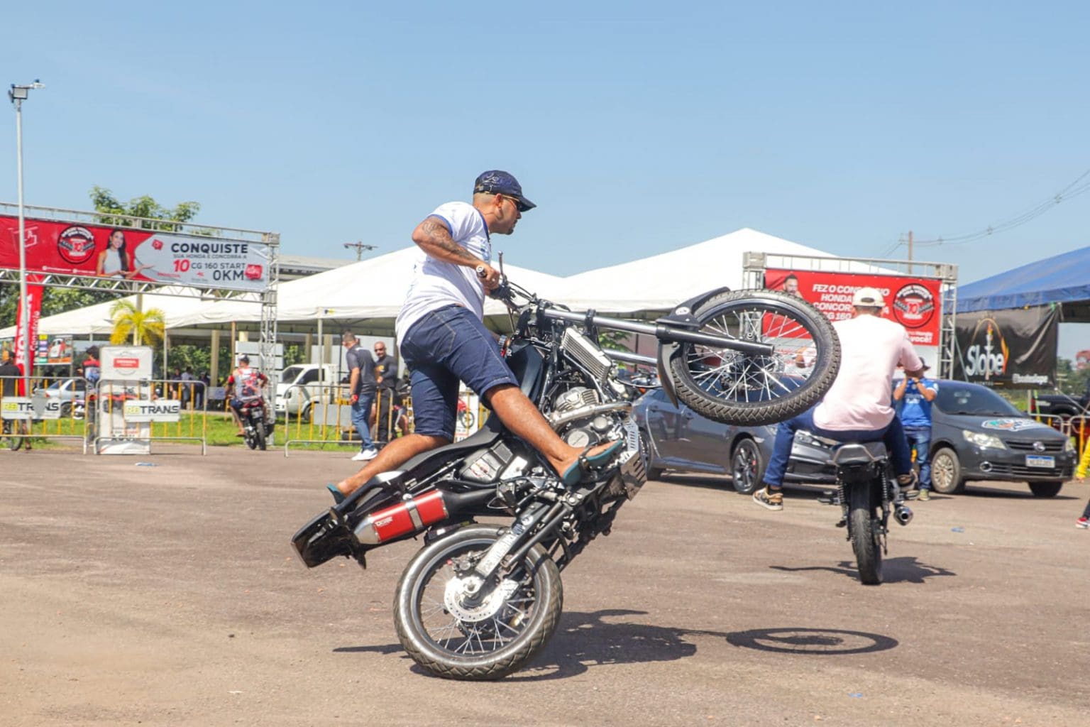 Moto Fest reúne praticantes de esportes radicais em Rio Branco