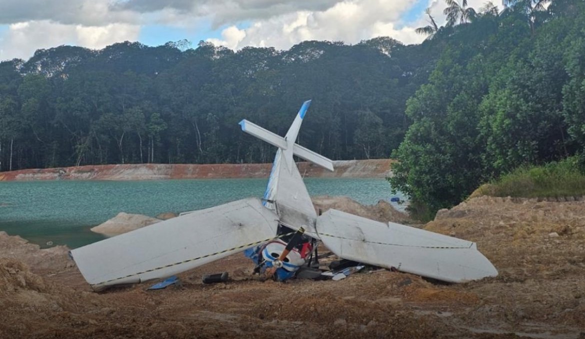 Avião de pequeno porte cai em Benevides, na Região Metropolitana de Belém