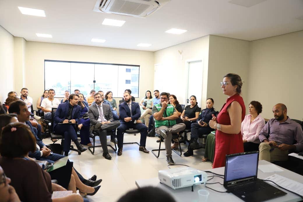 Após ataque no ISJ, governo reúne gestores para definir protocolo de retorno às aulas