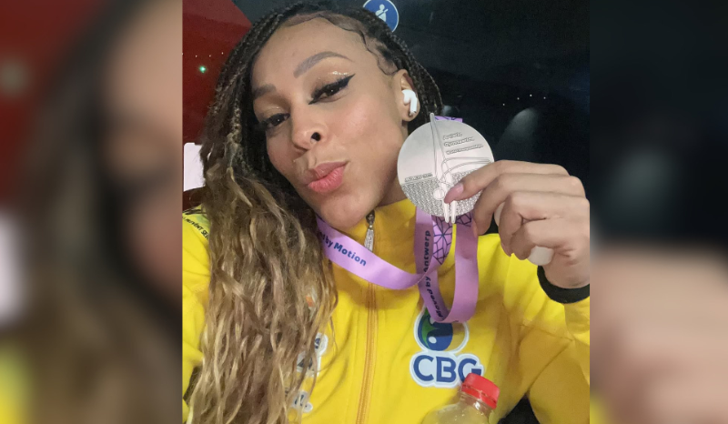 Ginasta Lorrane Oliveira cai na trave e desfalca prova de solo na Europa
