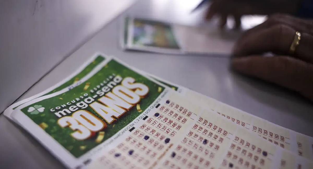 Mega Sena 30 anos pode pagar prêmio de R$ 320 milhões