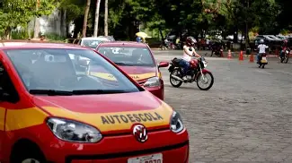 Ministério dos Transportes lança nova ferramenta para contratação de aulas práticas de direção