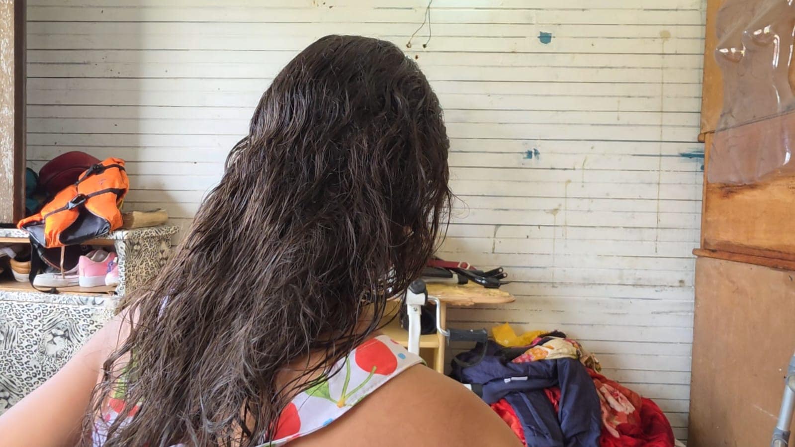Mãe de aluna com paralisia cerebral denuncia agressão física e bullying em escola