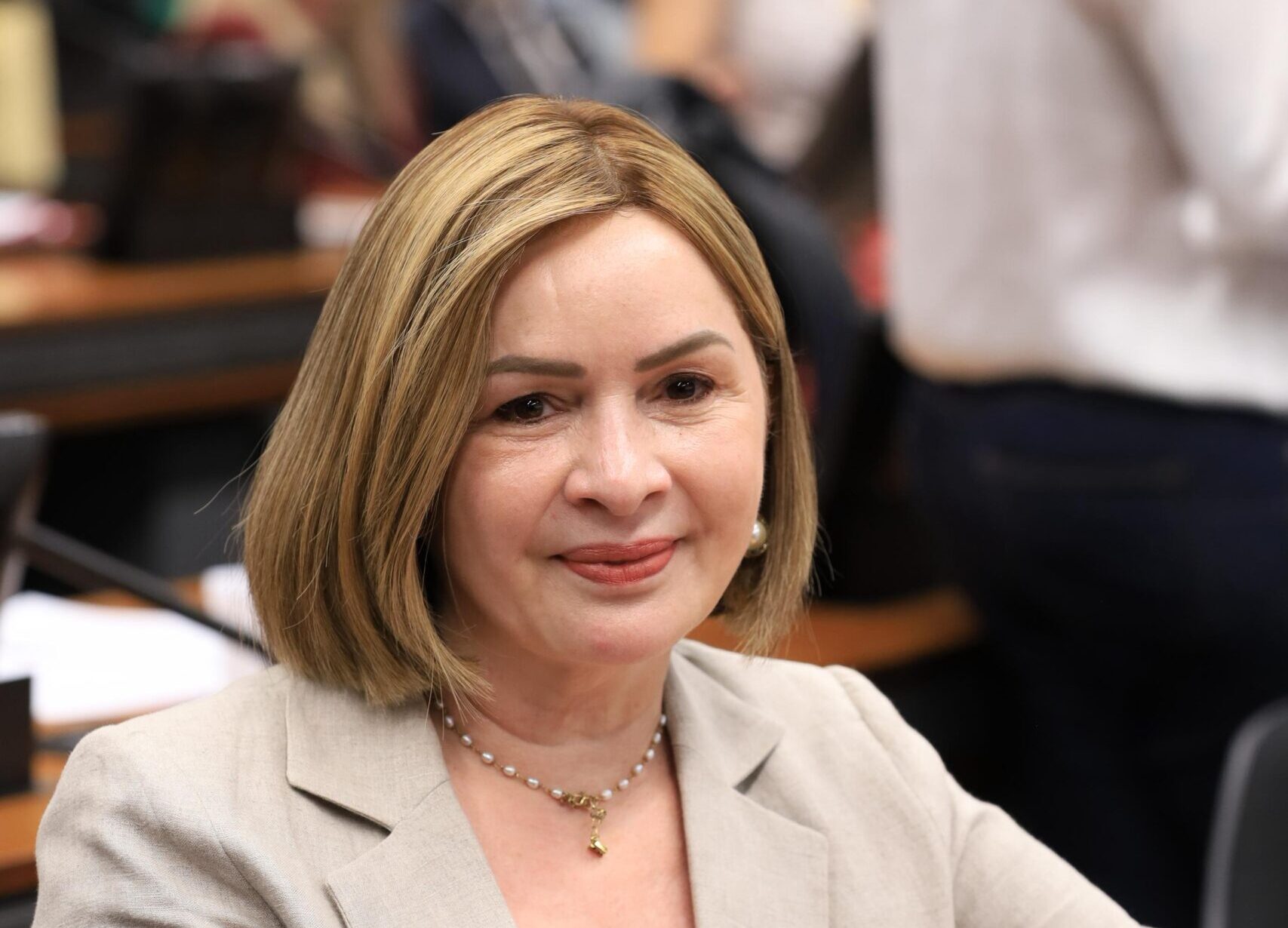 Socorro Neri defende o fim da escala 6×1 e critica propostas que alteram PEC