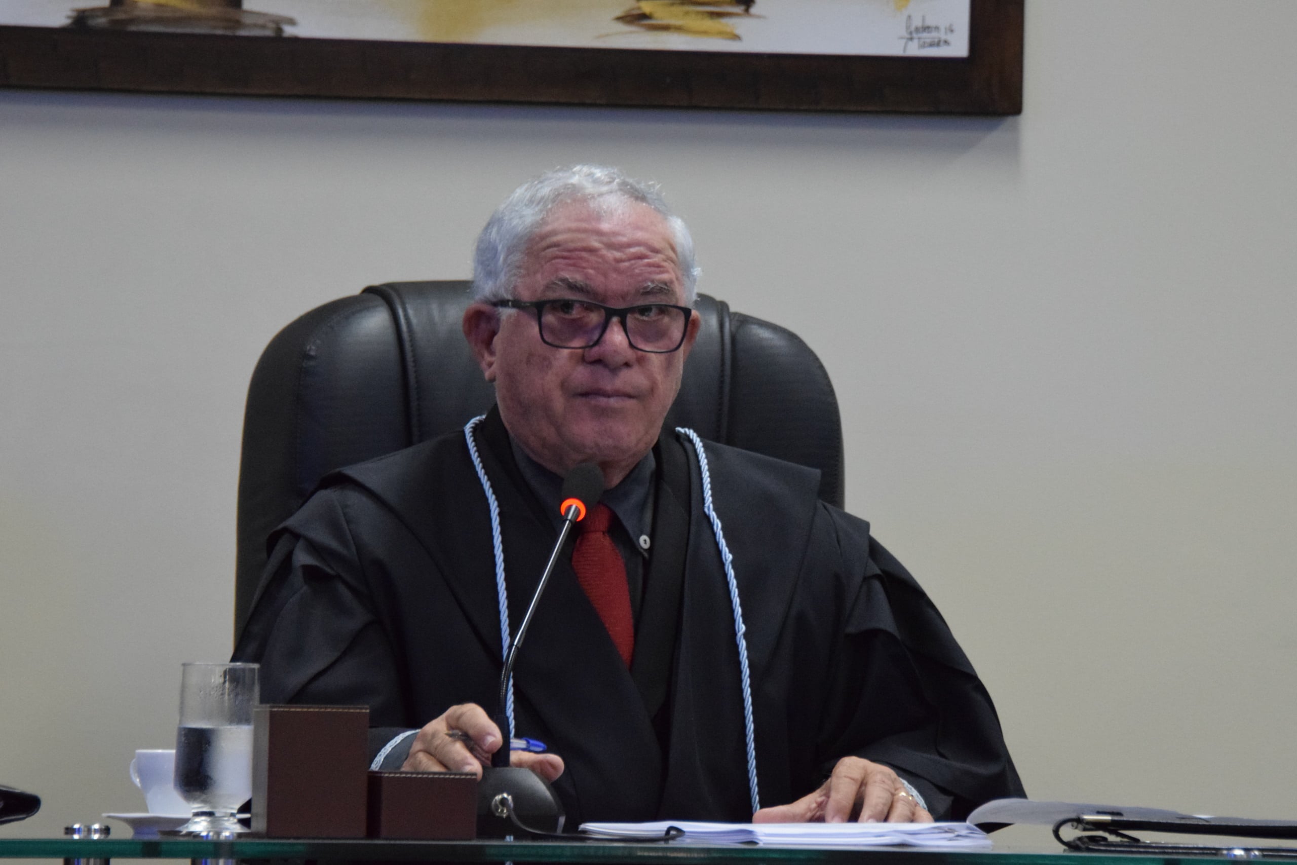 Juiz coloca ex-conselheiro do TCE condenado no Escândalo dos Gafanhotos em prisão domiciliar temporária