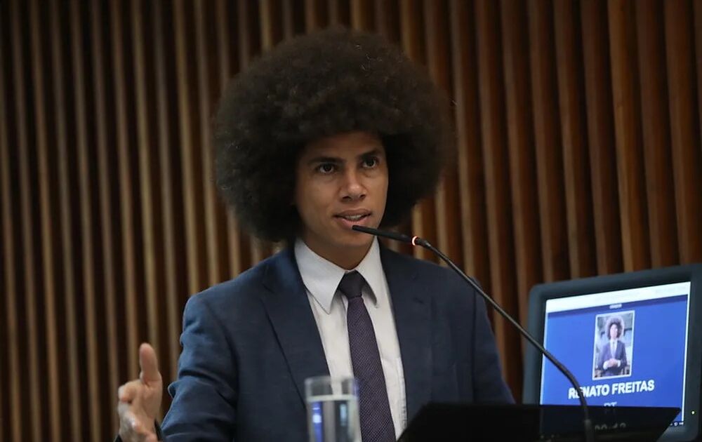 Conselho de Ética da Alep aprova cassação do deputado Renato Freitas
