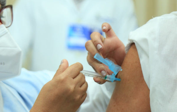 Com cobertura em 43%, Sespa reforça apelo para vacinação contra gripe nas escolas do Pará