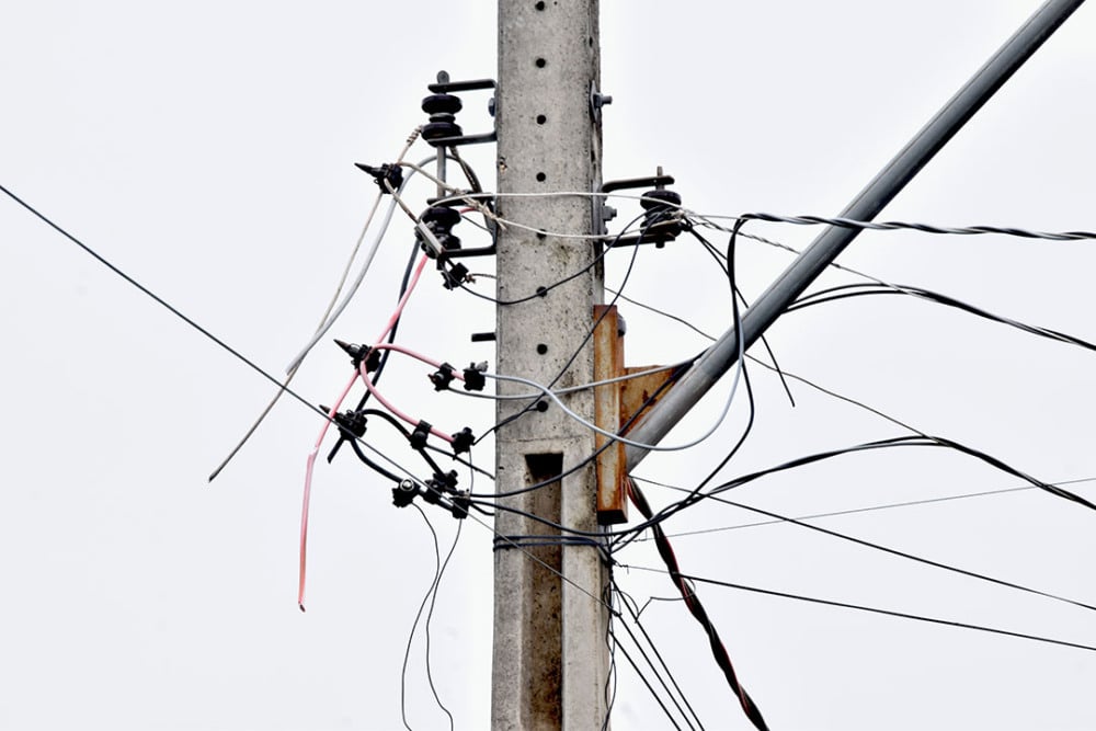 Sem energia há quatro dias, moradores cobram solução para loteamento na região do João de Barro