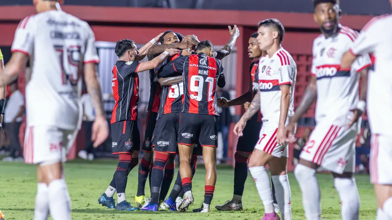 Flamengo é surpreendido e eliminado pelo Vitória na Copa do Brasil